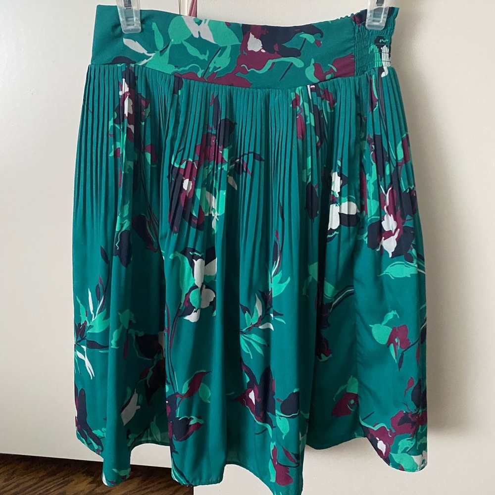 🌹💚💙💜 Floral Midi A-line Pleated Skirt